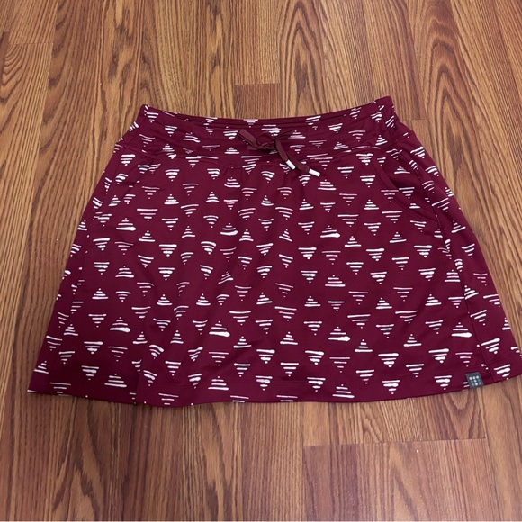 Title nine Dresses & Skirts - Title nine breakthrough skort